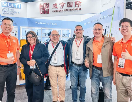 Электрический детектор напряжения